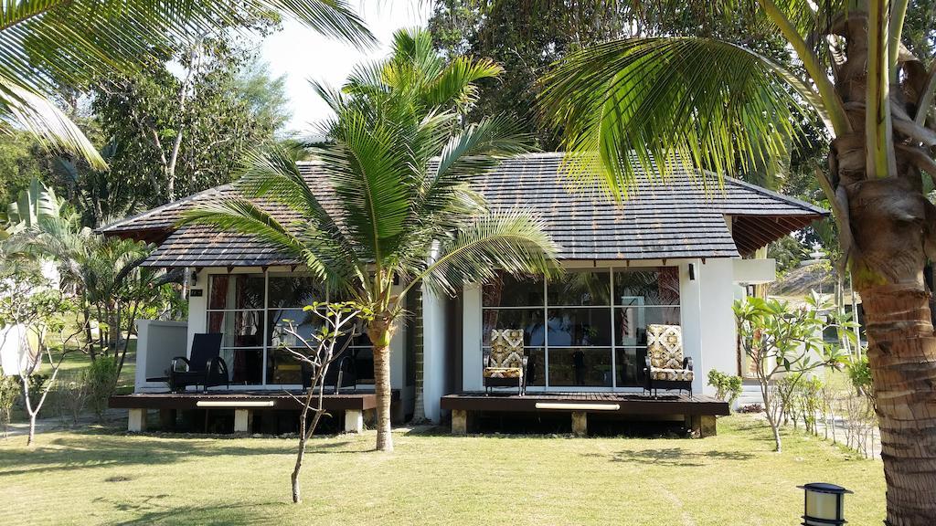 Sari Pacifica Resort & Spa, Sibu Island, Johor Pulau Sibu Exterior foto